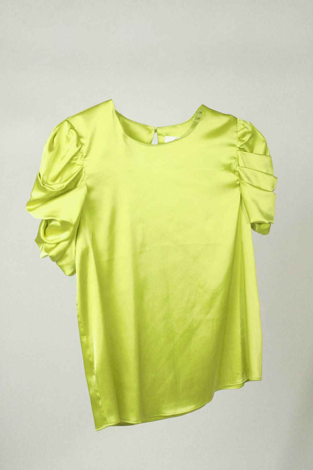 Blusa Verde Limón Manga Corta